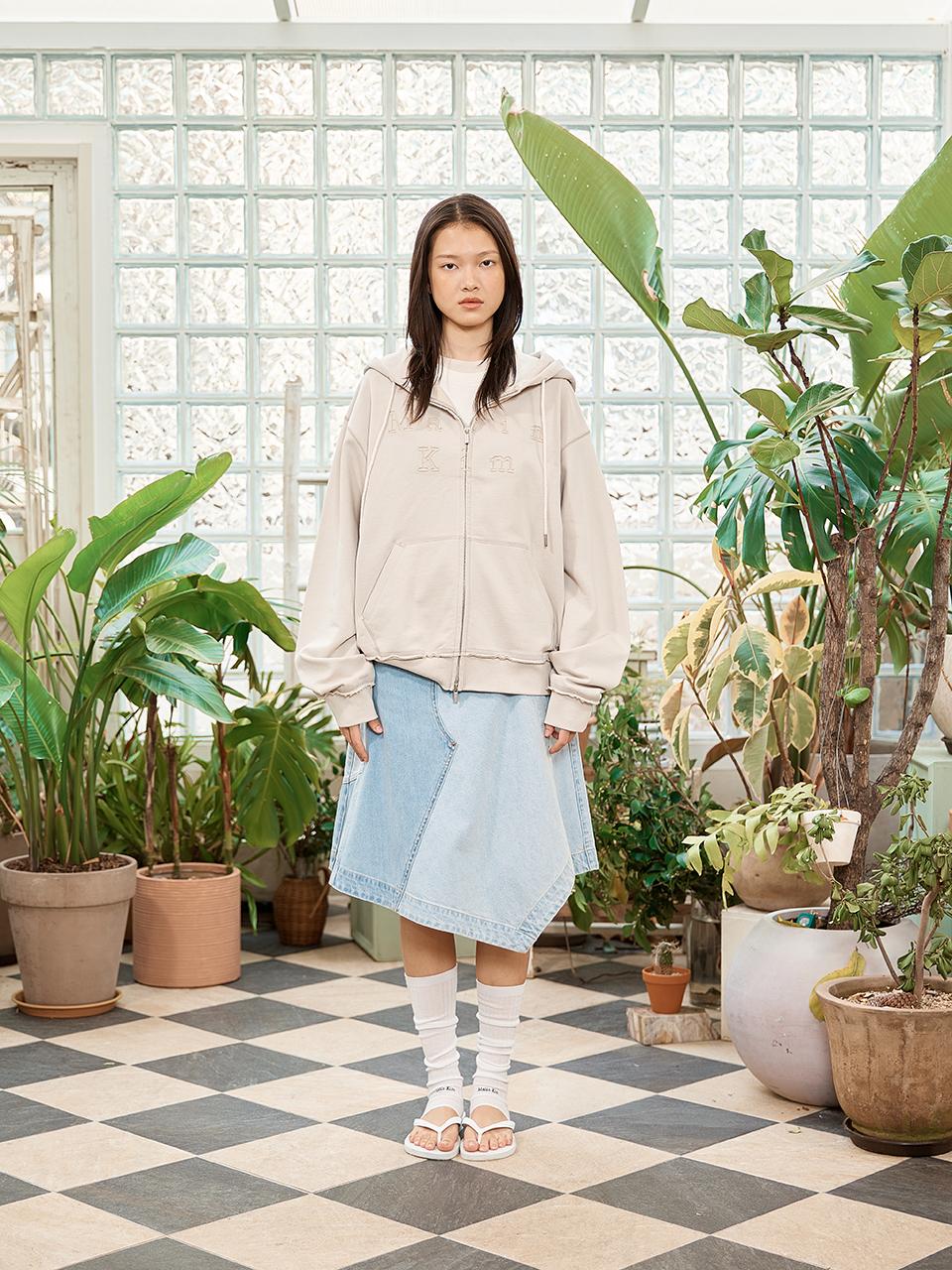 Matin Kim - APPLIQUE CUTTED LOGO HOODY ZIP UP [BEIGE]
