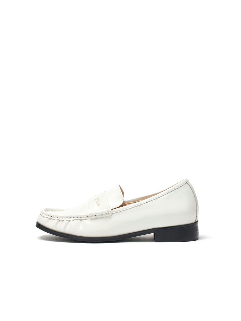 Matin Kim MATIN CLASSIC LOAFER IN WHITE