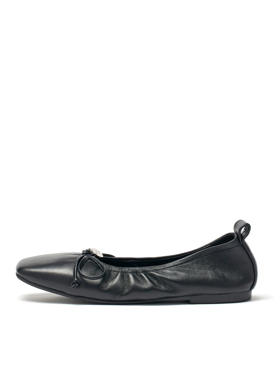 Matin Kim RIBBON BALLET FLAT SHOES [BLACK]