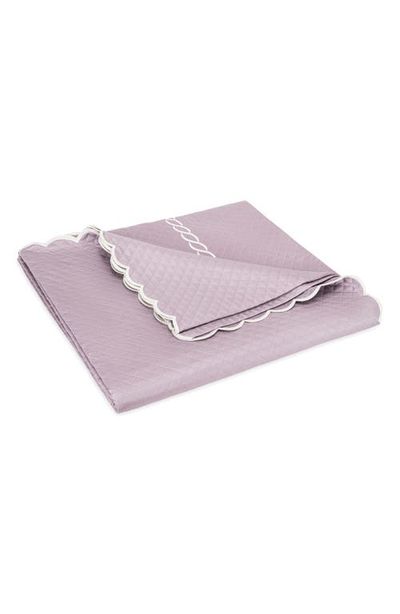 Matouk Matouk Classic Chain Scallop Matelassé Coverlet