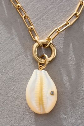 Maura Green Maura Green Small Cowrie Shell Charm