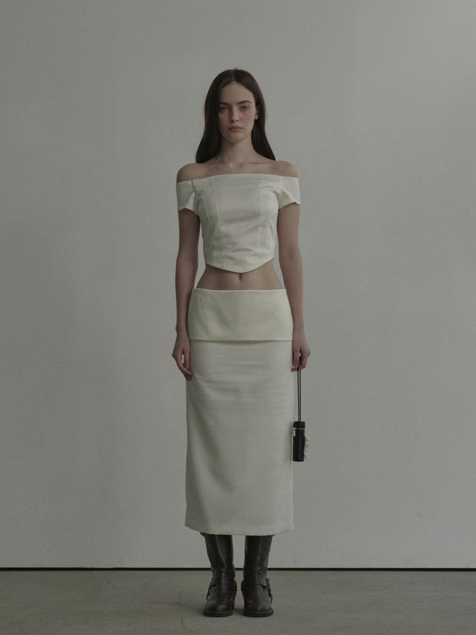 MAUSOLEUM Flipped Satin Long Skirt [Ecru]