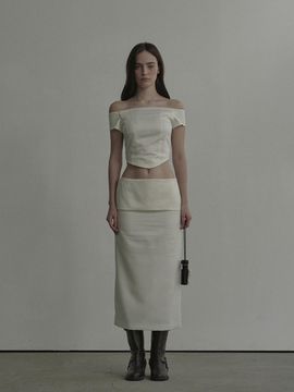 MAUSOLEUM Flipped Satin Long Skirt [Ecru]
