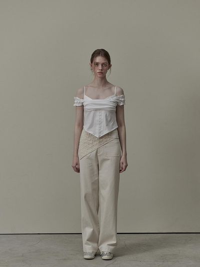 MAUSOLEUM Ivy Layered Off-Shoulder Button T-Shirt - White