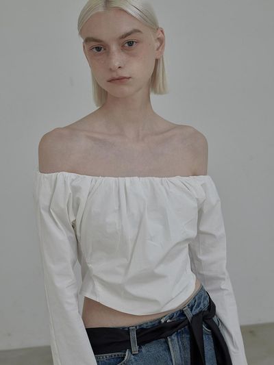 MAUSOLEUM Off shoulder blouse - White
