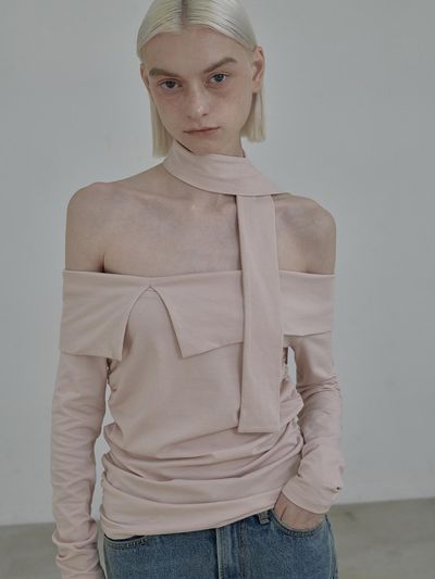 MAUSOLEUM Off Shoulder scarf t-shirt - Pink