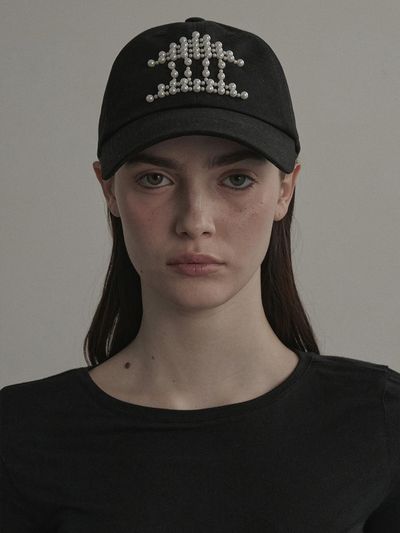 MAUSOLEUM Pearl Hand Beaded Temple Symbol Cap [Black]