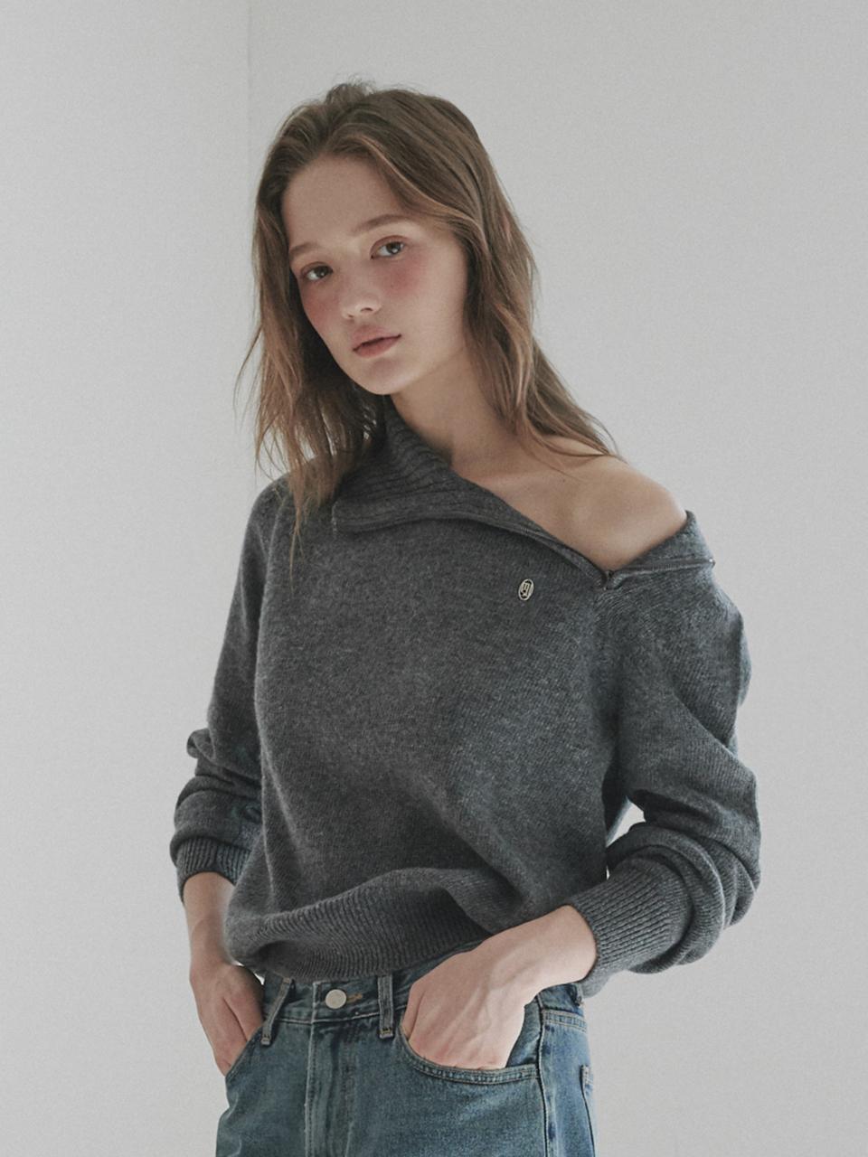 MAUSOLEUM Wool Diagonal Zipper Sweater [Grey]