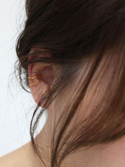 MCCOII Twist Earcuff