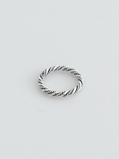 MCCOII Twist Twist Ring
