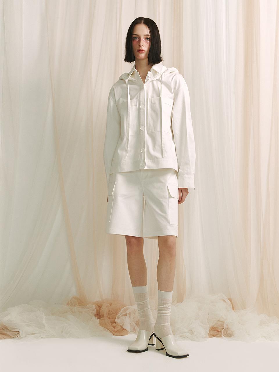 MEENDERI Big Pocket Shorts - White