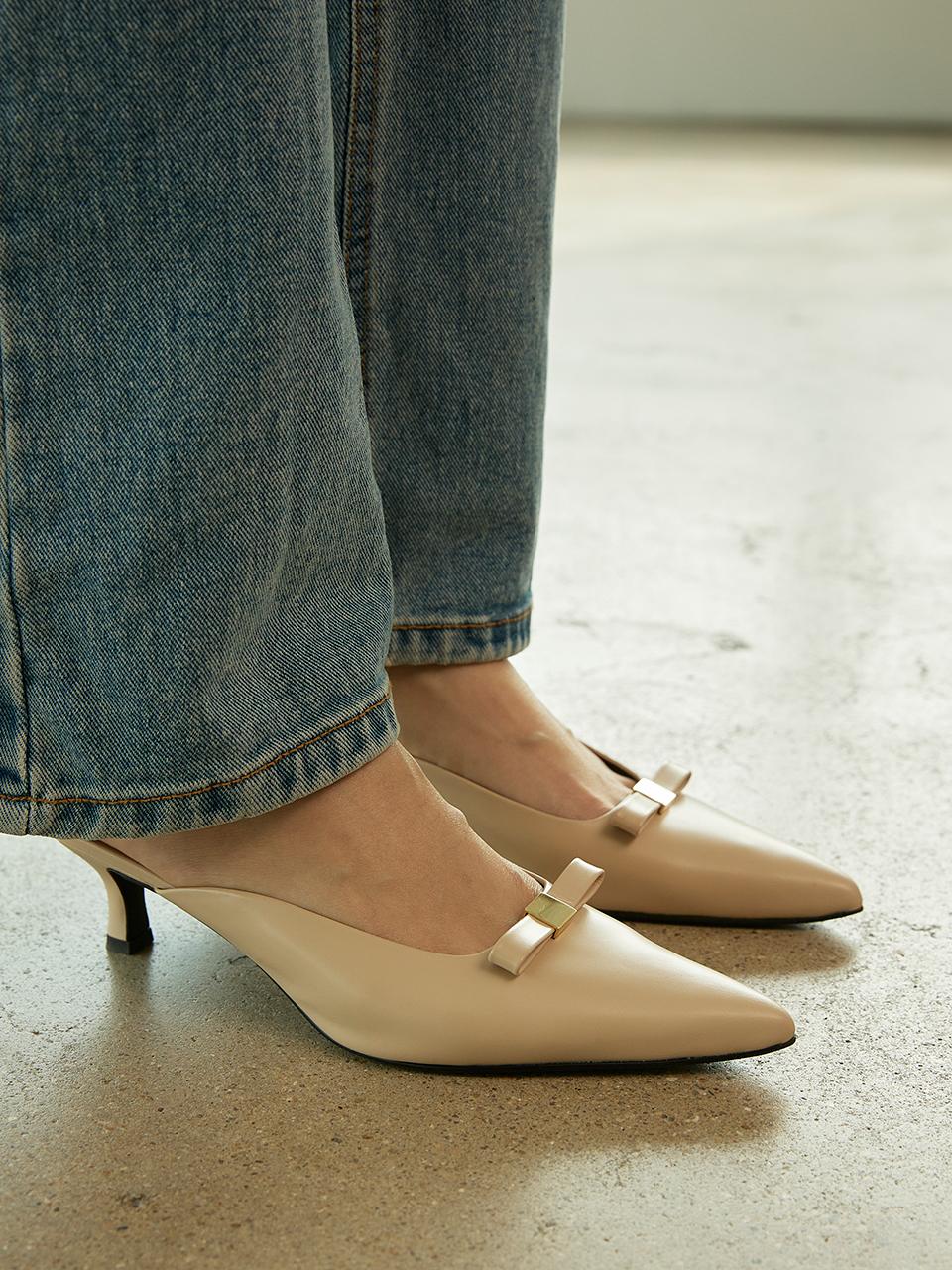 Meiel Dew Ribbon Point Mule_Beige