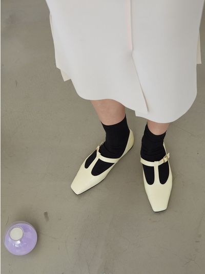 Meiel Dew U Line T Strap Flat_Vanila