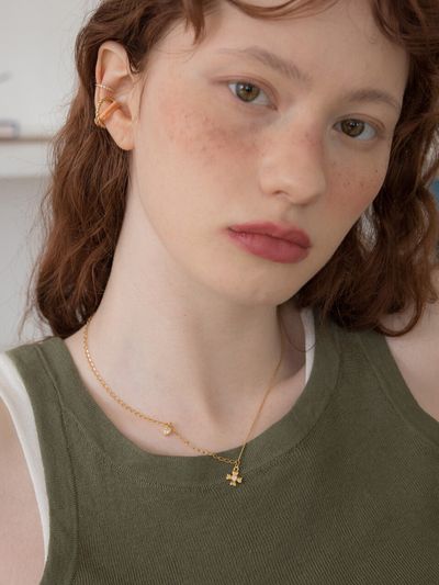 MERRYMOTIVE Heart Clover Pendant Surgical Chain Necklace