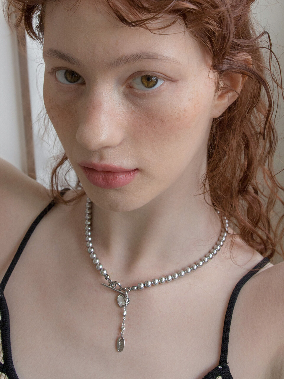 MERRYMOTIVE Heart Point Silver Pearl Necklace
