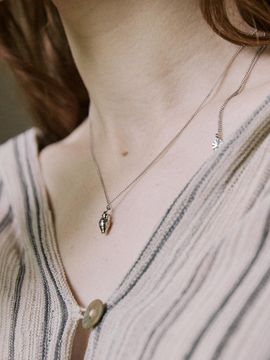 MERRYMOTIVE Mini jar pendant surgical chain necklace