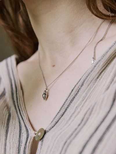 MERRYMOTIVE Mini jar pendant surgical chain necklace