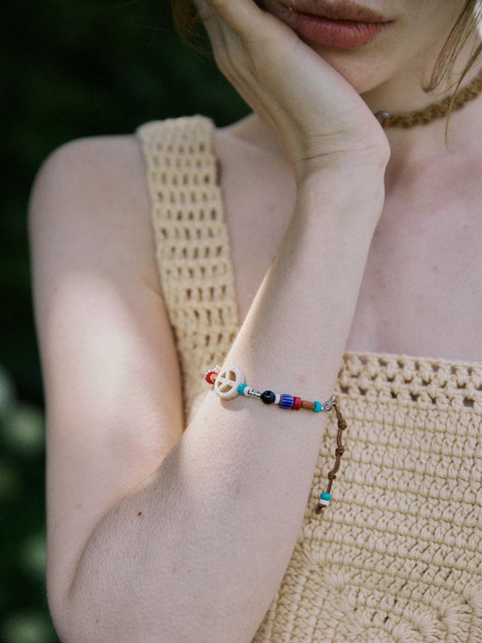 MERRYMOTIVE [Unisex] Peaceful color gemstone braided bracelet