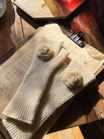 METAPHER MET Flower Hand Warmers Gloves