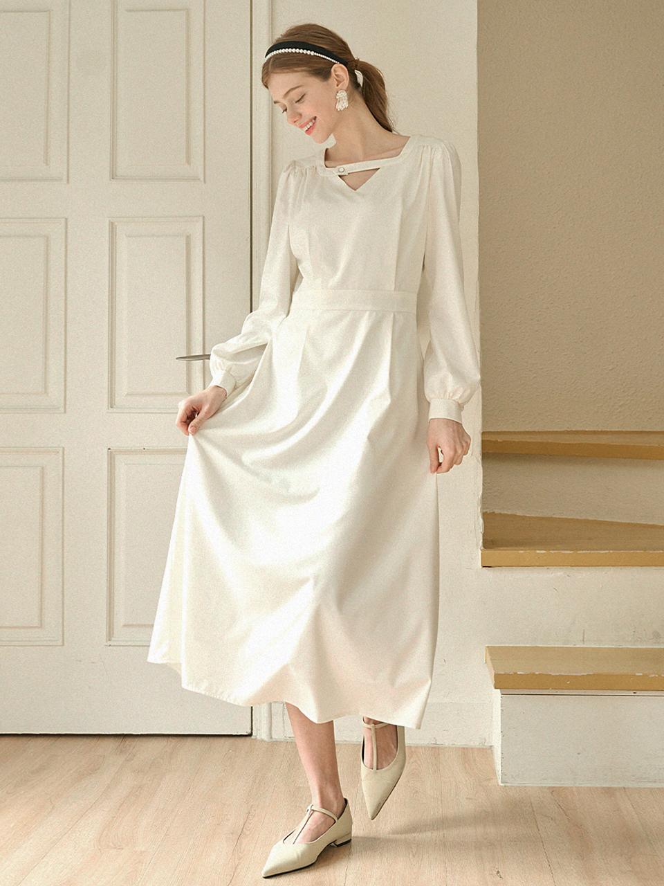 MICANE Aubade Neck Point One Tuck Long Dress