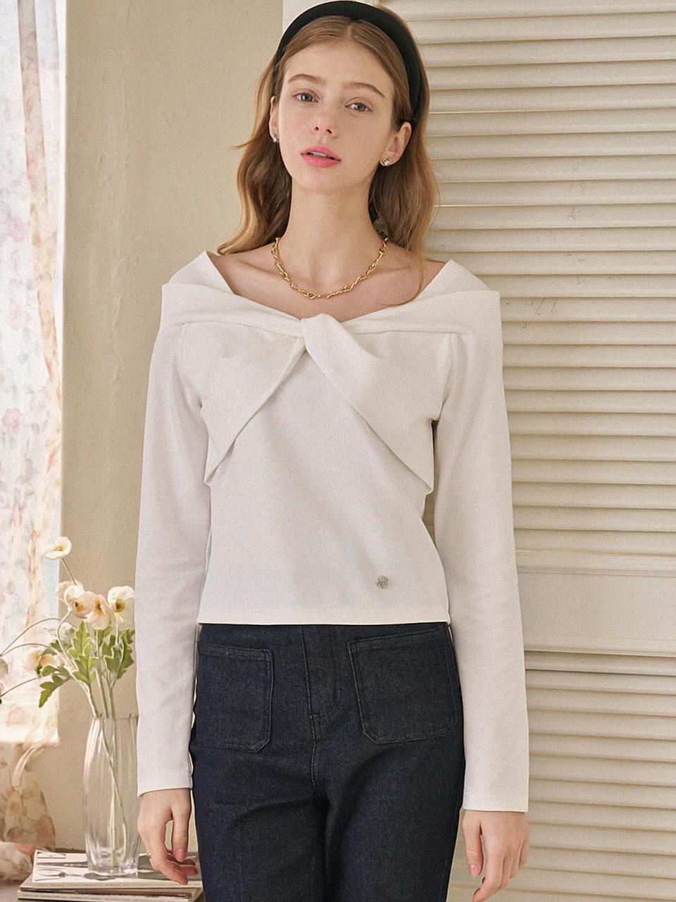 MICANE Florist Off-Shoulder T-shirt
