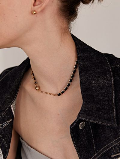 MIDNIGHT MOMENT Black Square Chain Necklace - Gold