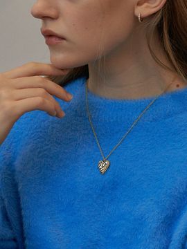 MIDNIGHT MOMENT Love Holiday Necklace
