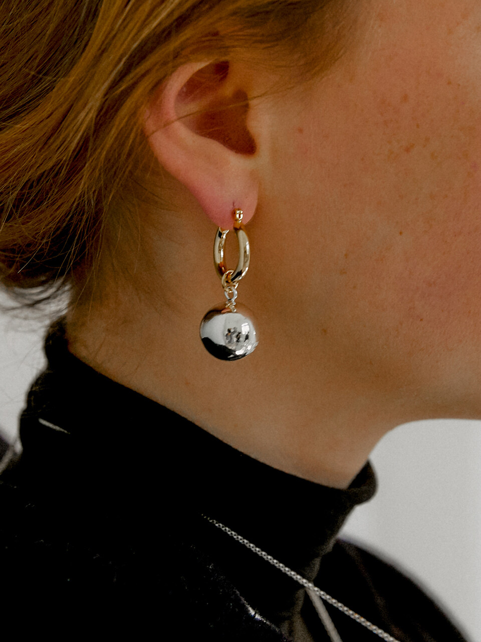MIDNIGHT MOMENT Sphere Hoop Earrings - Mix
