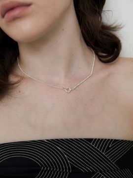 MIDNIGHT MOMENT Stem Thin Necklace