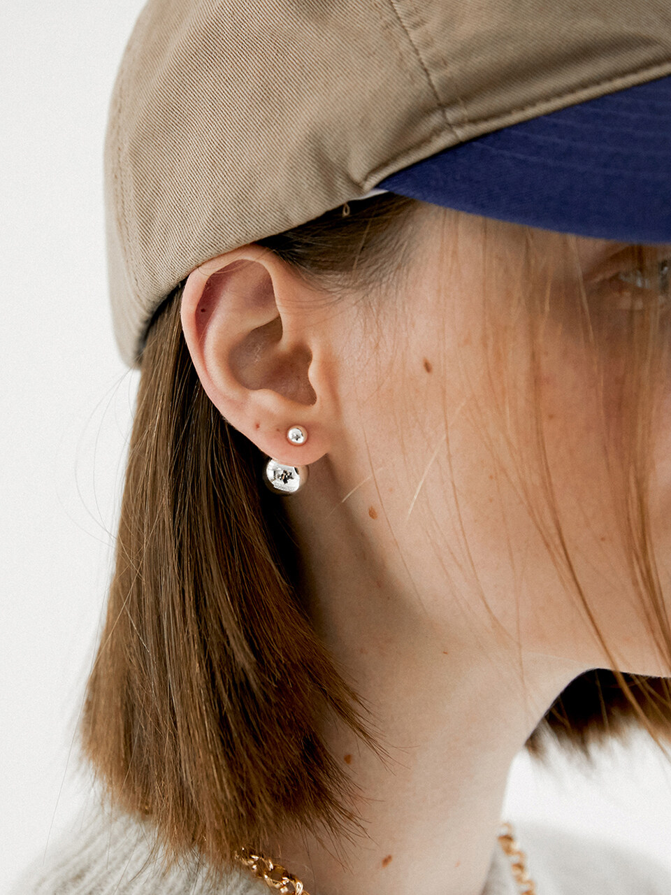 MIDNIGHT MOMENT Two Ball Earring_Silver