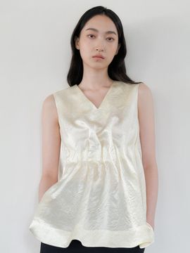 MIMEME ACETATE TUCK SLEEVELESS POPCORN BLOUSE