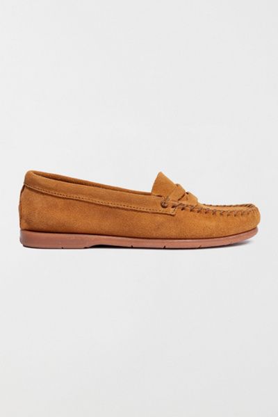 Minnetonka Minnetonka Suede Mellony Penny Loafer in Brown, Women's at Urban Outfitters