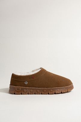 Minnetonka Neva Slides