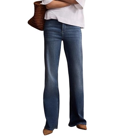 Mint Velvet Mint Velvet Women's Ultimate Flared Jeans in Blue Wash