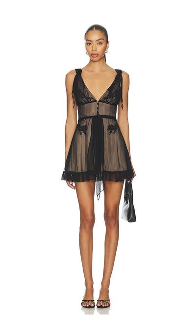 sweetheart neckline midi dress SWEETHEART NECKLINE MIDI DRESS  Larkstone