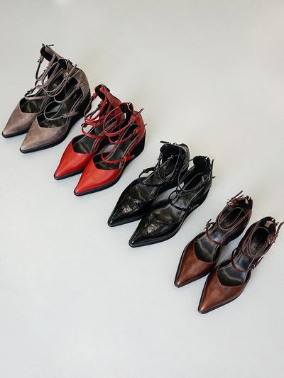 mishuu somuch Lady 4 Strap Wedge Heel