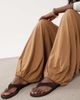 Miss Selfridge Miss Selfridge balloon pants in camel-Brown - 4