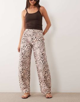 Miss Selfridge Miss Selfridge barrel leg jeans in animal print-Multi