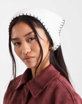 Miss Selfridge Miss Selfridge blanket stitch pointelle triangle mini scarf in cream with black stitching-White