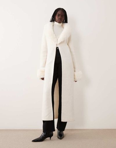 Miss Selfridge Miss Selfridge button through longline cardigan with fur collar and cuff in cream-WHITE