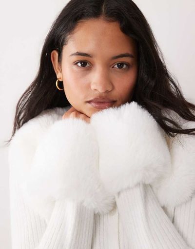 Miss Selfridge Miss Selfridge button up cardigan with faux fur collar and cuffs in cream-White