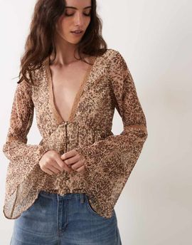 Miss Selfridge Miss Selfridge chiffon fluted sleeve blouse in animal print-Multi