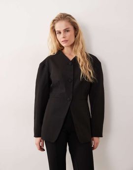 Miss Selfridge Miss Selfridge collarless cinch blazer in black