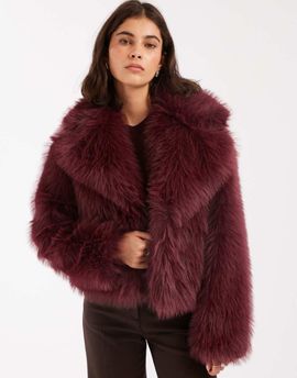 Miss Selfridge Miss Selfridge faux fur crop jacket in plum-Red