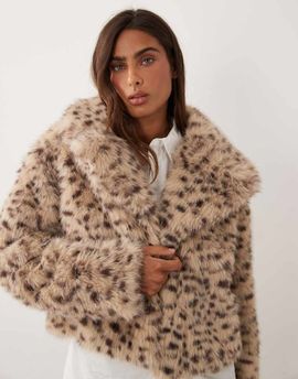 Miss Selfridge Miss Selfridge faux fur cropped jacket in animal print-Multi