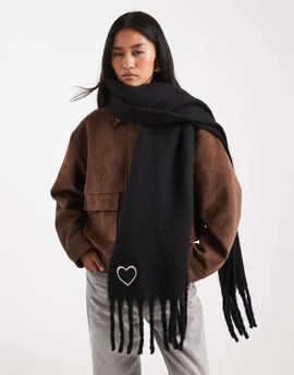 Miss Selfridge Miss Selfridge knit tassel scarf in black