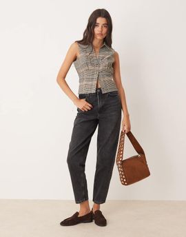 Miss Selfridge Miss Selfridge mom jeans in black wash