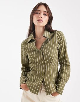 Miss Selfridge Miss Selfridge poplin fitted shirt in olive stripe-Green