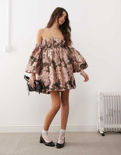 Miss Selfridge Miss Selfridge puff sleeve bardot dress in jacquard print-Multi