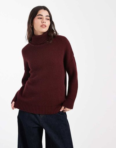Miss Selfridge Miss Selfridge roll neck split hem sweater in plum-Red